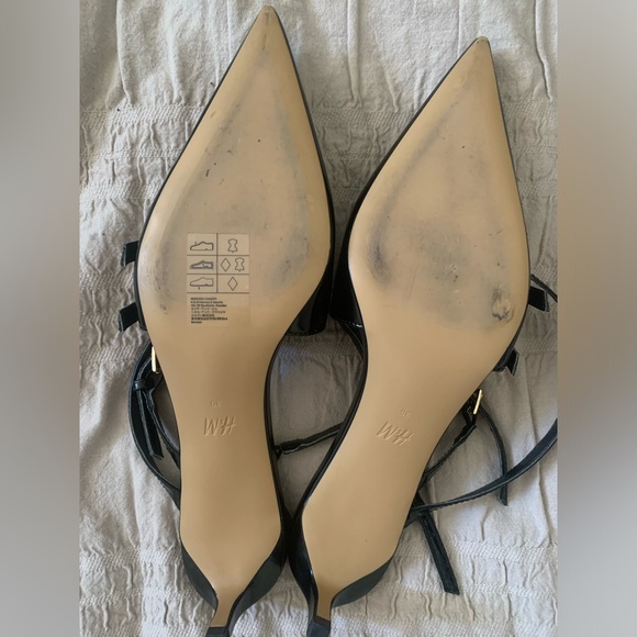 H&M black patent strappy slingbacks - Picture 6 of 8
